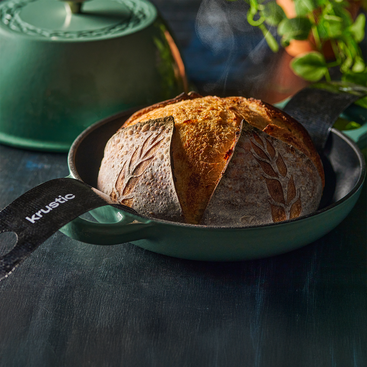 The Freeform Dutch Oven • Enameled Cast Iron • Round • 6-Quart