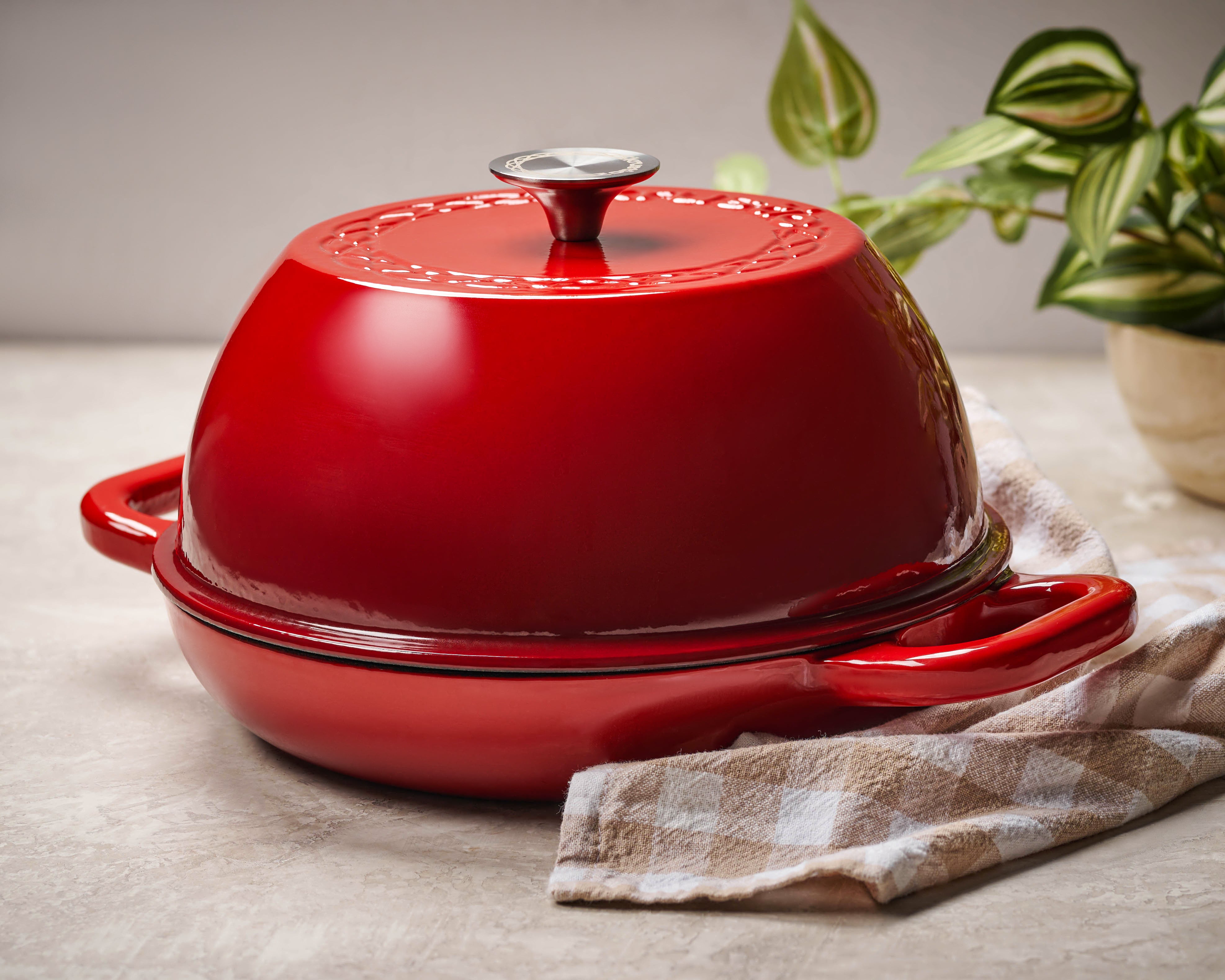 The Freeform Dutch Oven • Enameled Cast Iron • Round • 6-Quart