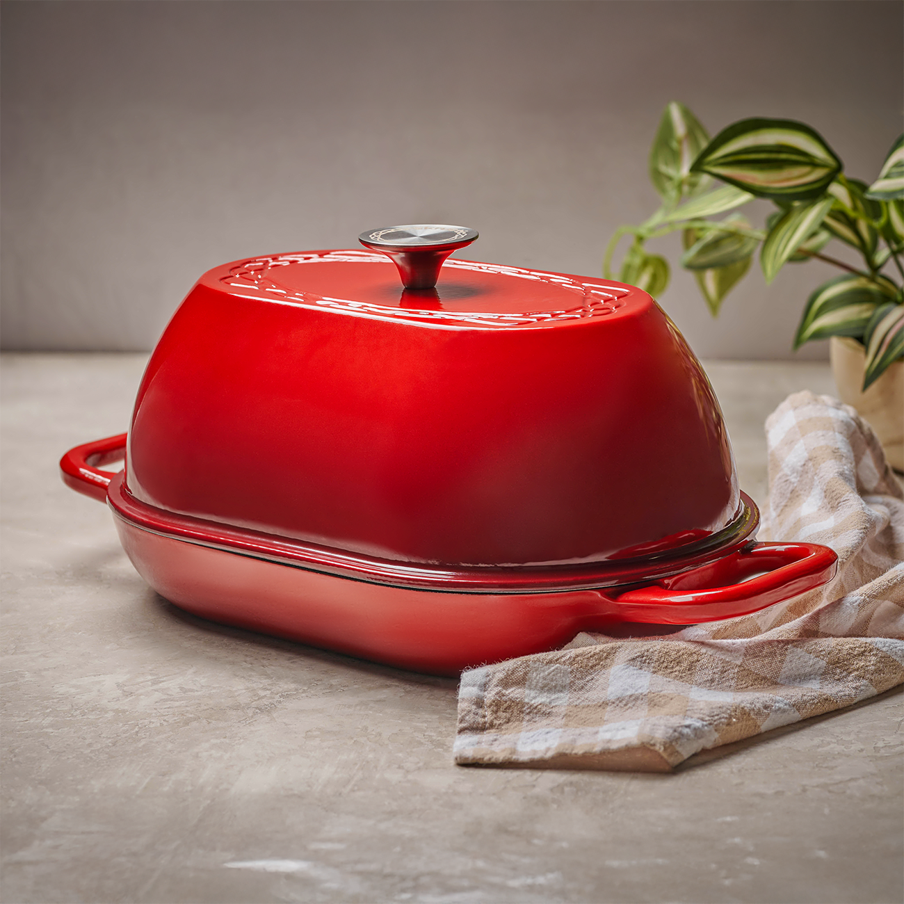 The Freeform Dutch Oven • Enameled Cast Iron • Oval • 5.5-Quart