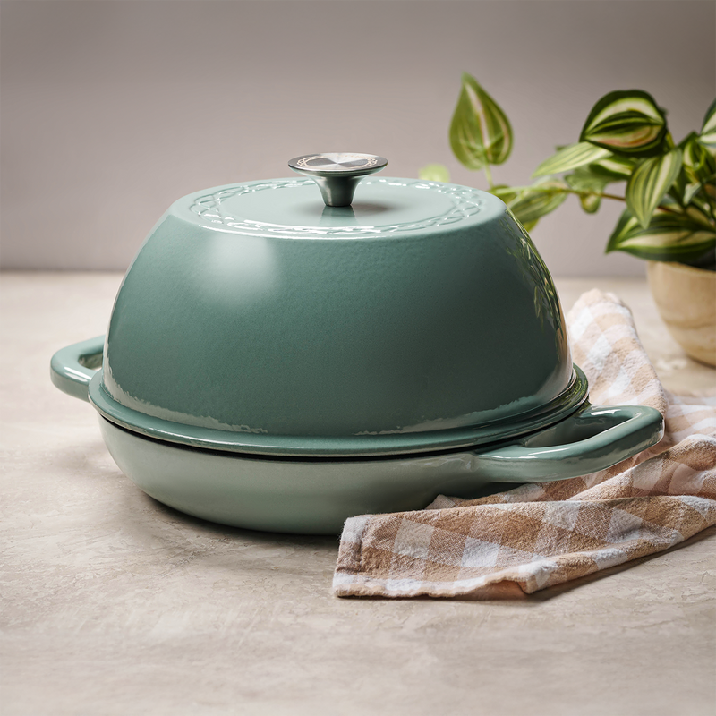Artisan Bread in Cast Iron Pan