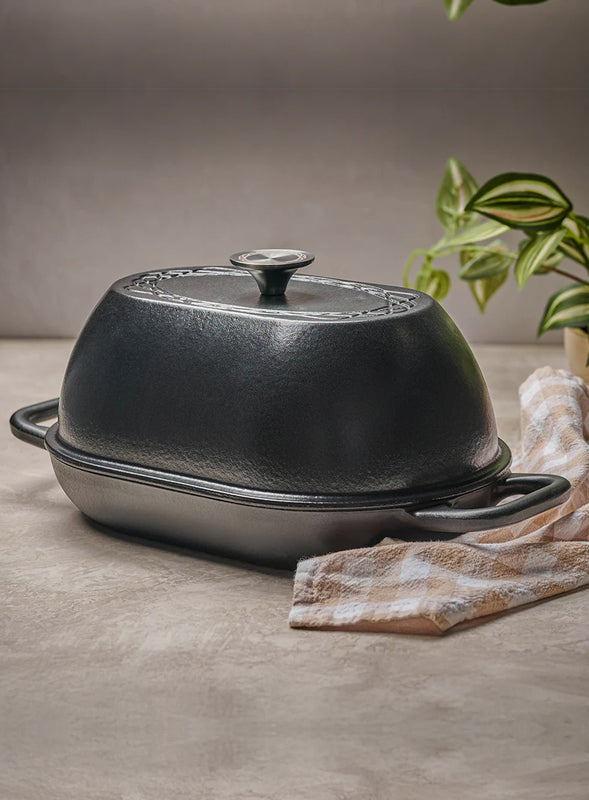 Artisan Bread in Cast Iron Pan